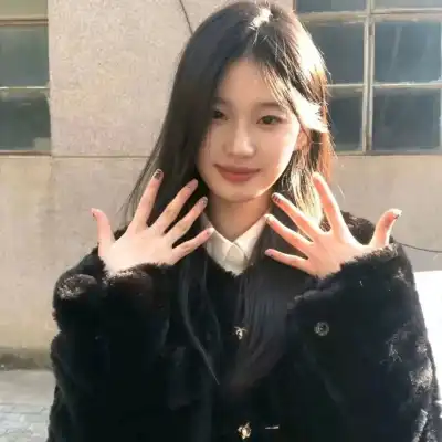 秦明凝